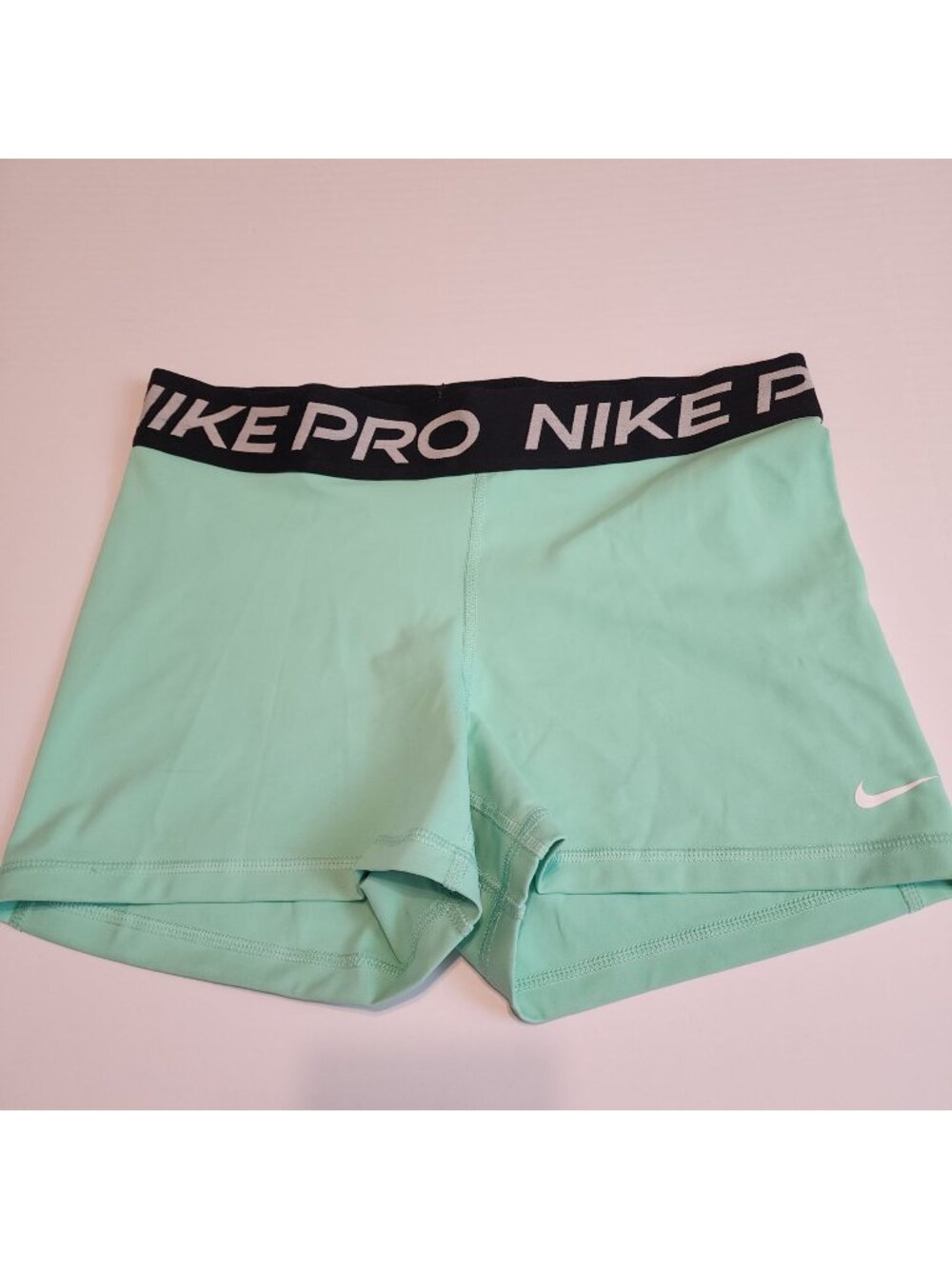 Nike Pro teal green shorts sz L women Athletic wear Performance